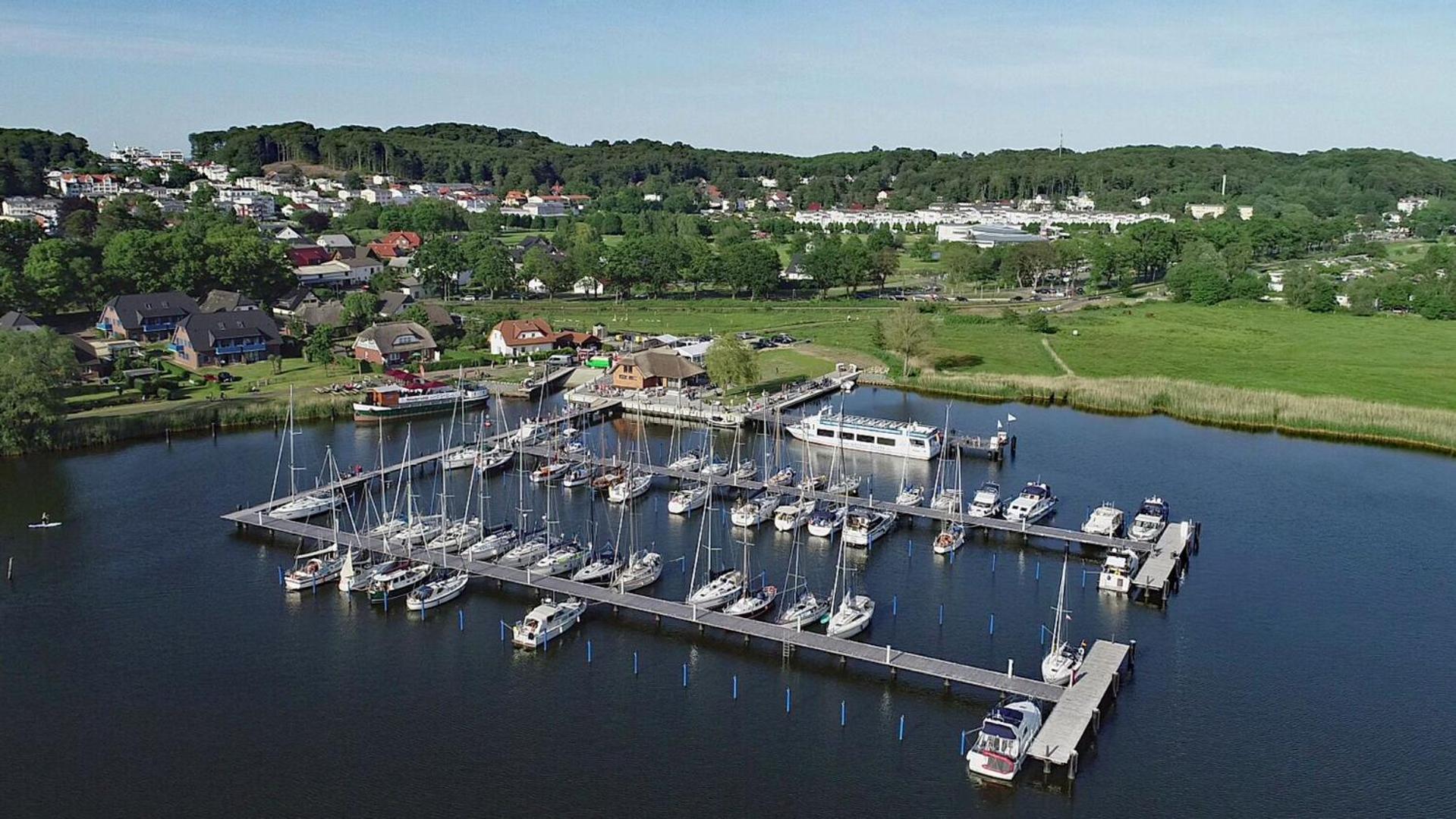 Haus Baltic 12 Mit Balkon - Zentrale Lage Im Ostseebad Sellin Kültér fotó